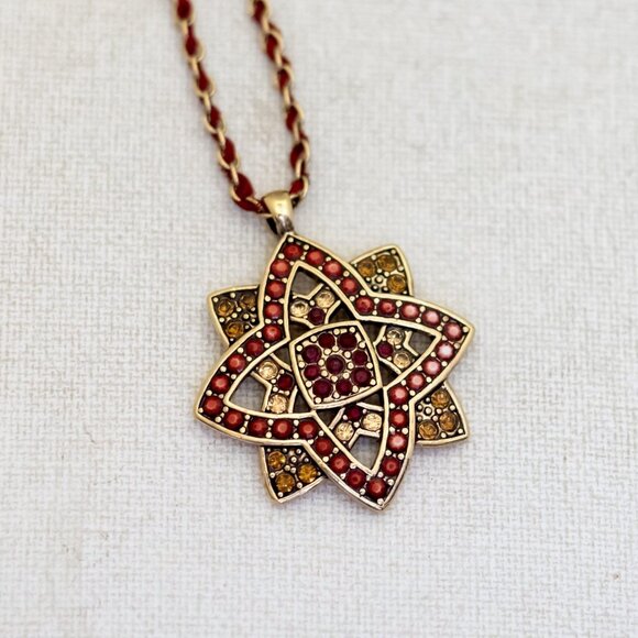 18 inch, Vintage Abstract Star Red Rhinestone Gold Tone Necklace by Monet - T26 - Picture 1 of 3